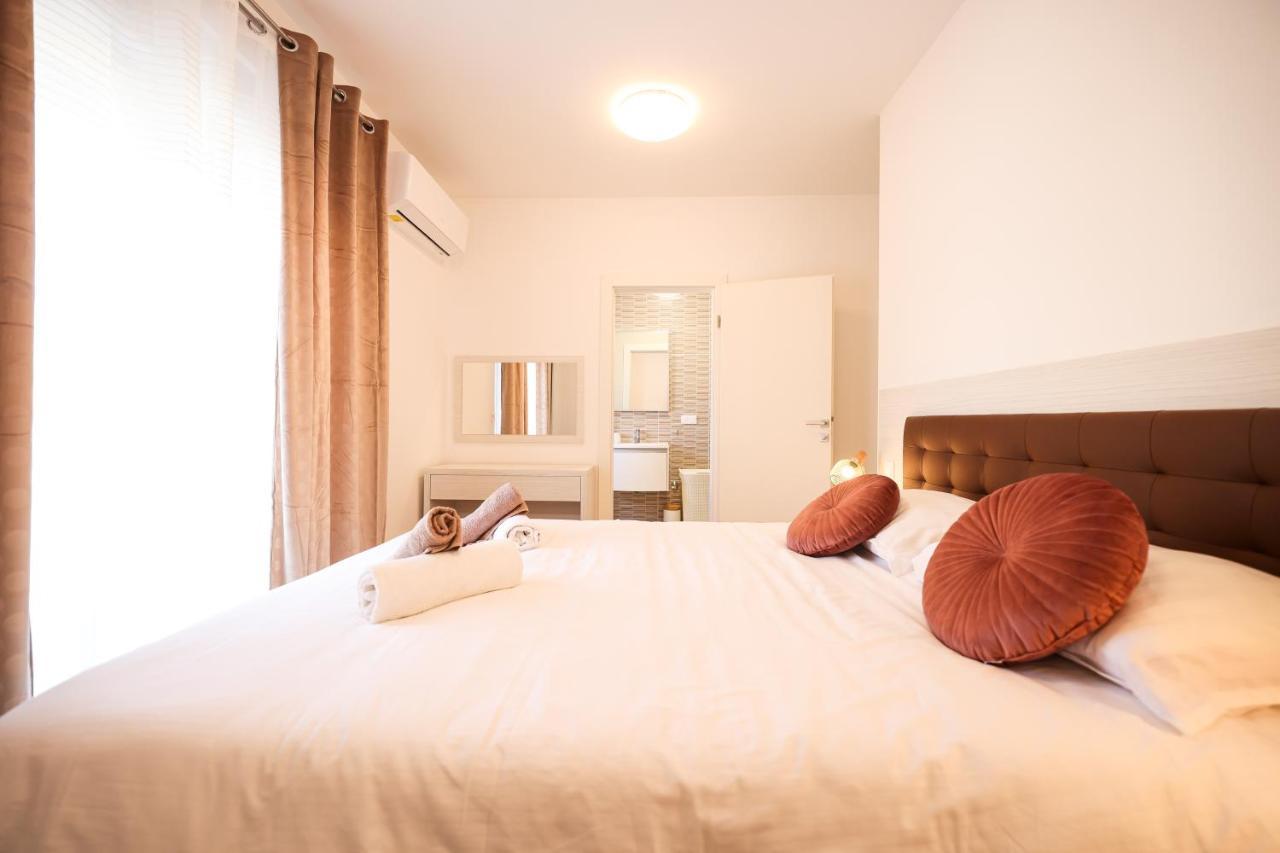 Golden Sunset Luxury Apartment Zadar Luaran gambar
